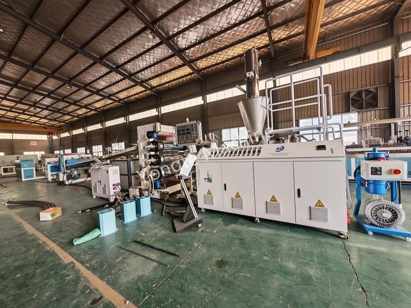 1200mm PVC 얇은 시트 압출 라인