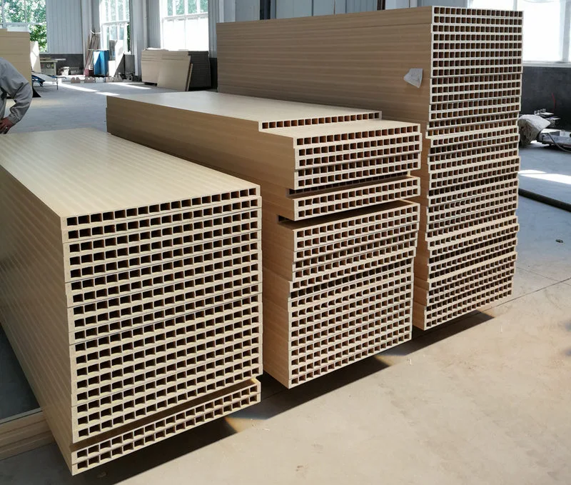 ​WPC 도어 제조에 적합한 플라스틱 재료는 무엇입니까?